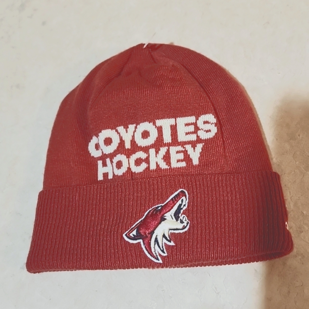 Coyote Hockey Adidas Hat One Size unisex